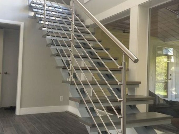 Stair Railings Settling Is Easier Than You Think - Home to Z